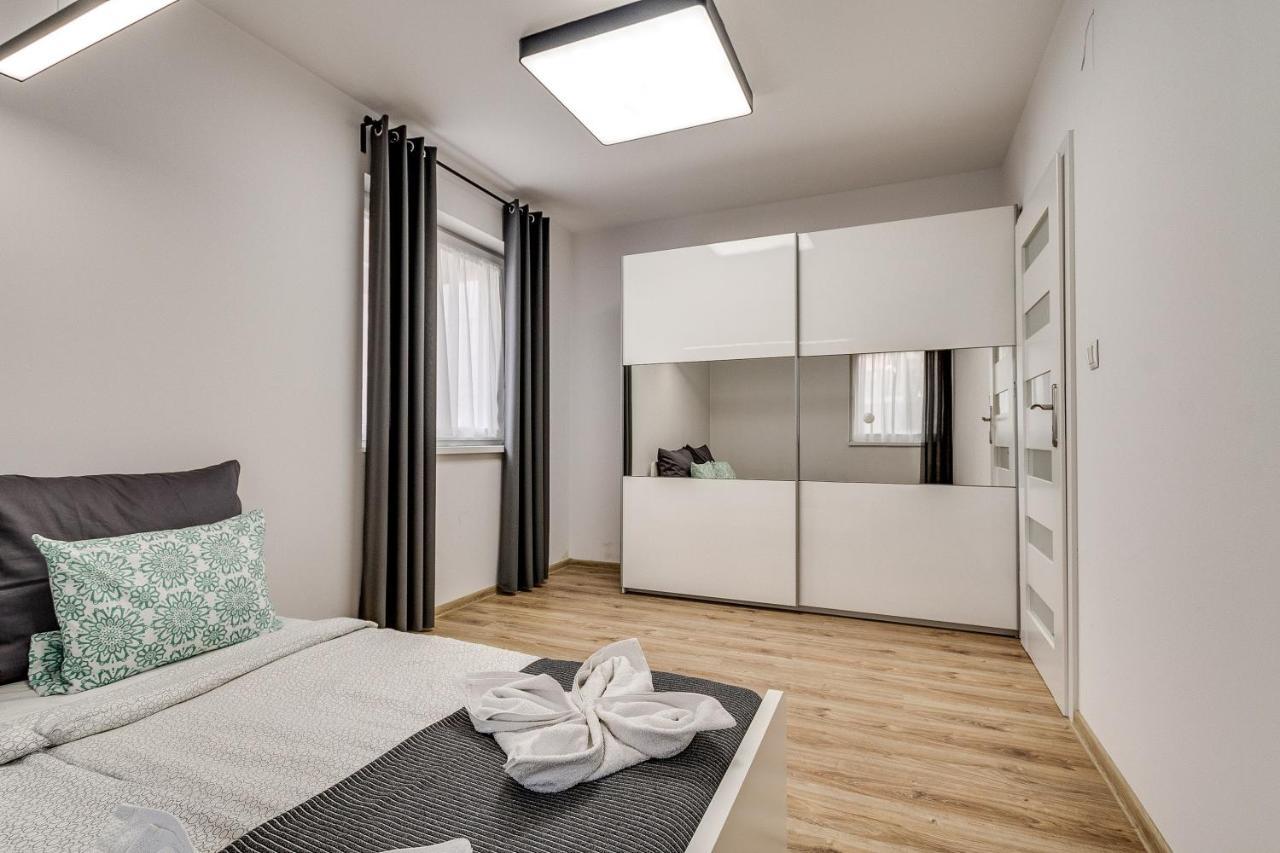 Zielone Apartamenty Katowice Chorzow Ngoại thất bức ảnh