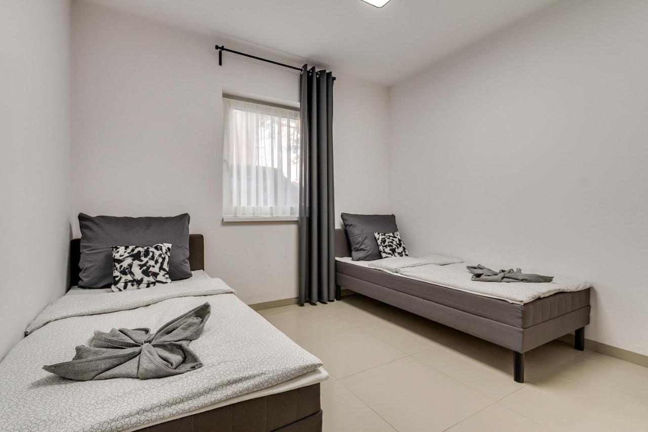Zielone Apartamenty Katowice Chorzow Ngoại thất bức ảnh