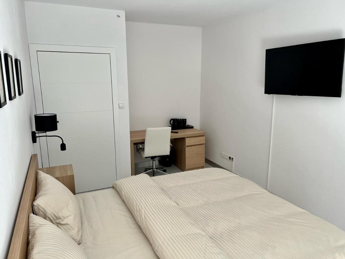 Zielone Apartamenty Katowice Chorzow Ngoại thất bức ảnh