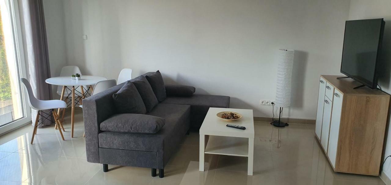 Zielone Apartamenty Katowice Chorzow Ngoại thất bức ảnh