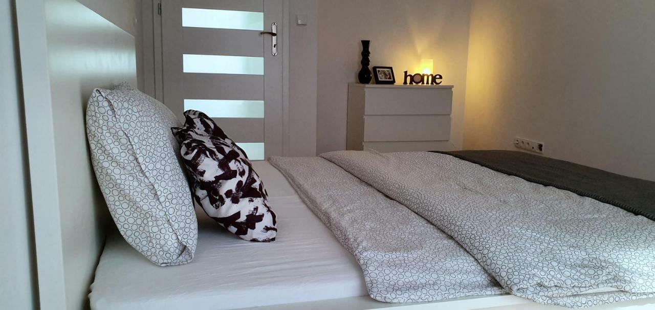 Zielone Apartamenty Katowice Chorzow Ngoại thất bức ảnh